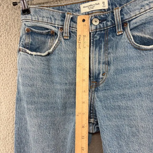 abercrombi &amp; fitch the straight mid rise jeans curve love size 26 / 2 Regular