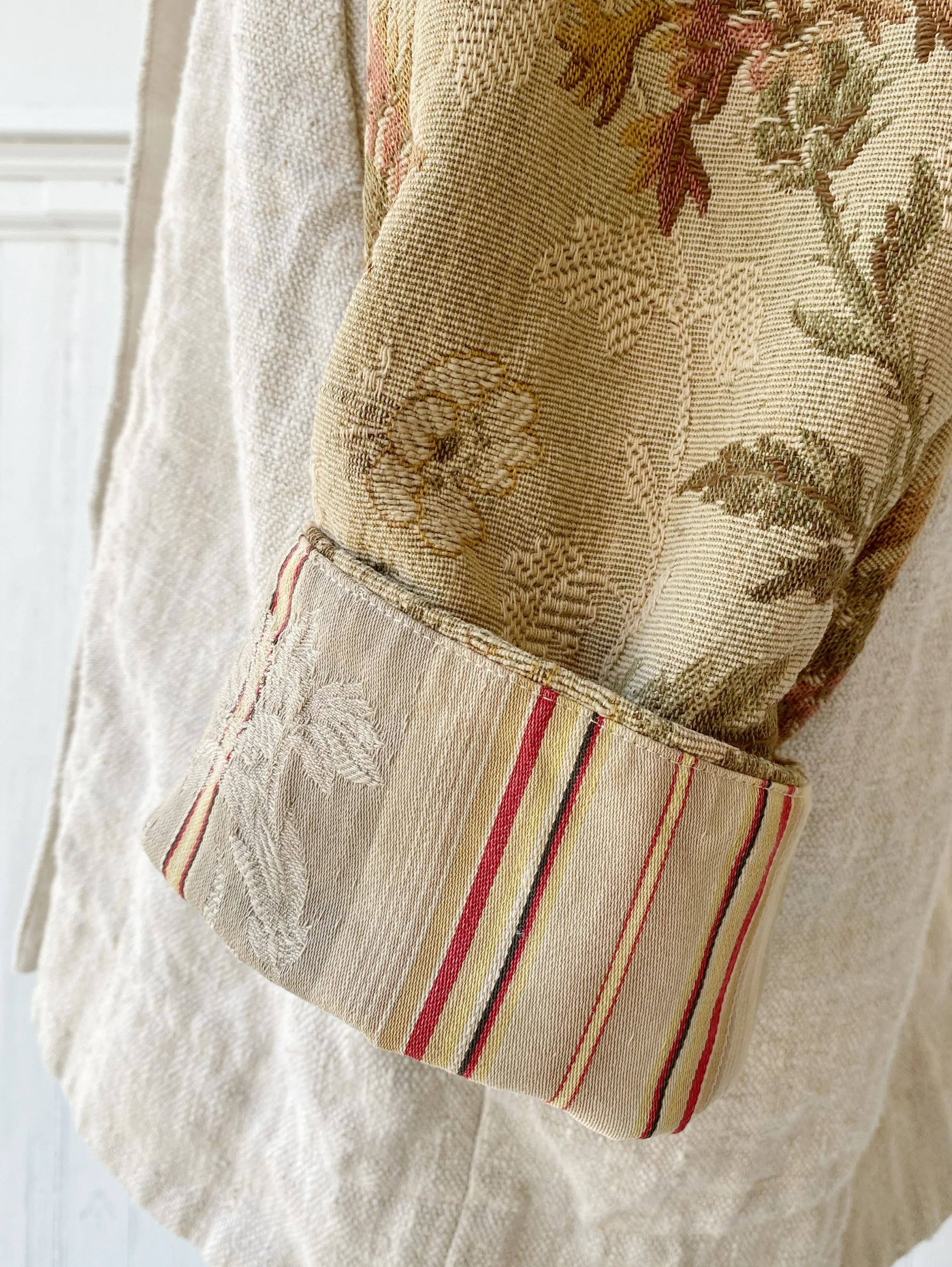 antique jacquard sleeve blazer