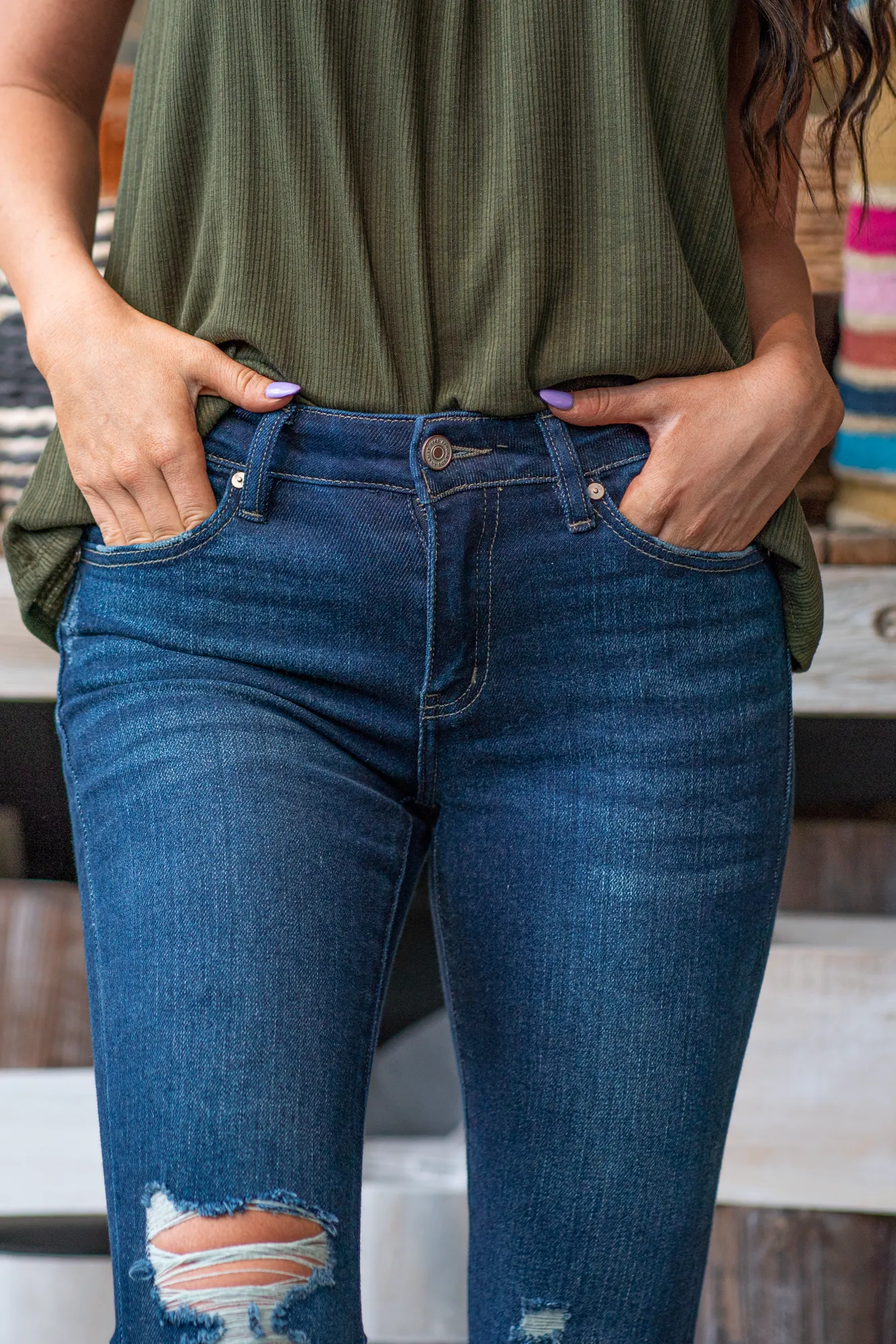 Aurora Mid Rise Cuffed Hem Skinny