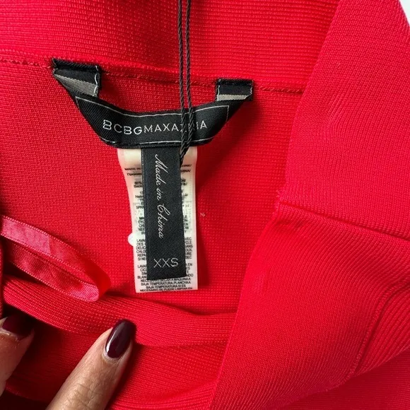 BCBG MaxAzria Natalia Office PencilSkirt, size XXS NWT color Red Berry