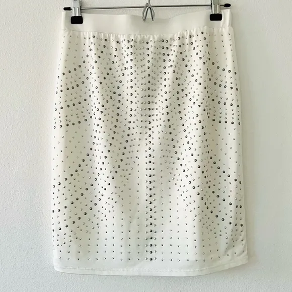 CACHE MINI WHITE COCKTAIL SKIRT WITH SILVER STUDS