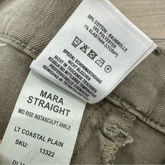 DL1961 Mara straight mid rise instability ankle jeans in green size 26