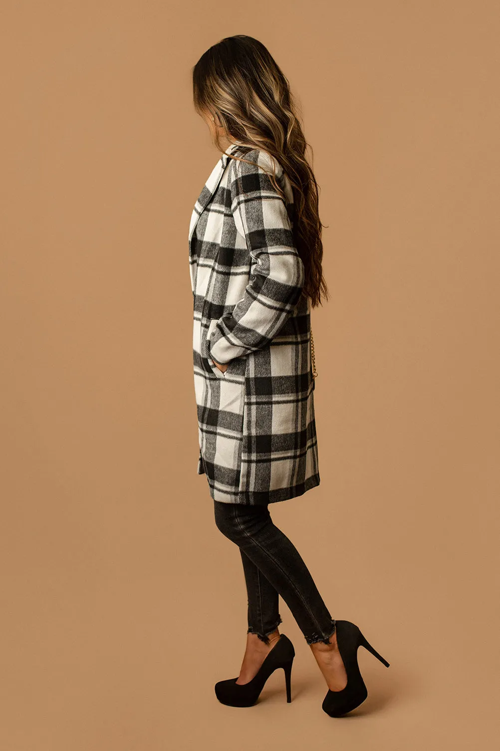 Edison Lapel Collar Plaid Coat (Black   White)