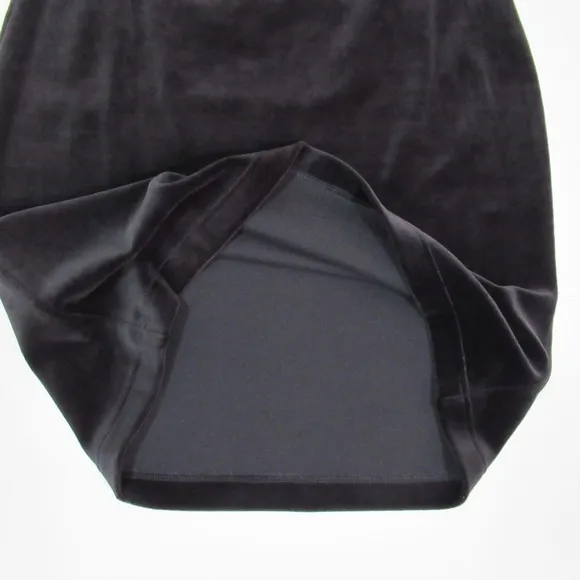 Escada Black Velvet Pencil Skirt Size Small 36 NWT