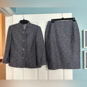 Gorgeous Vintage Linda Allard/Ellen Tracy Business Suit - Size 6