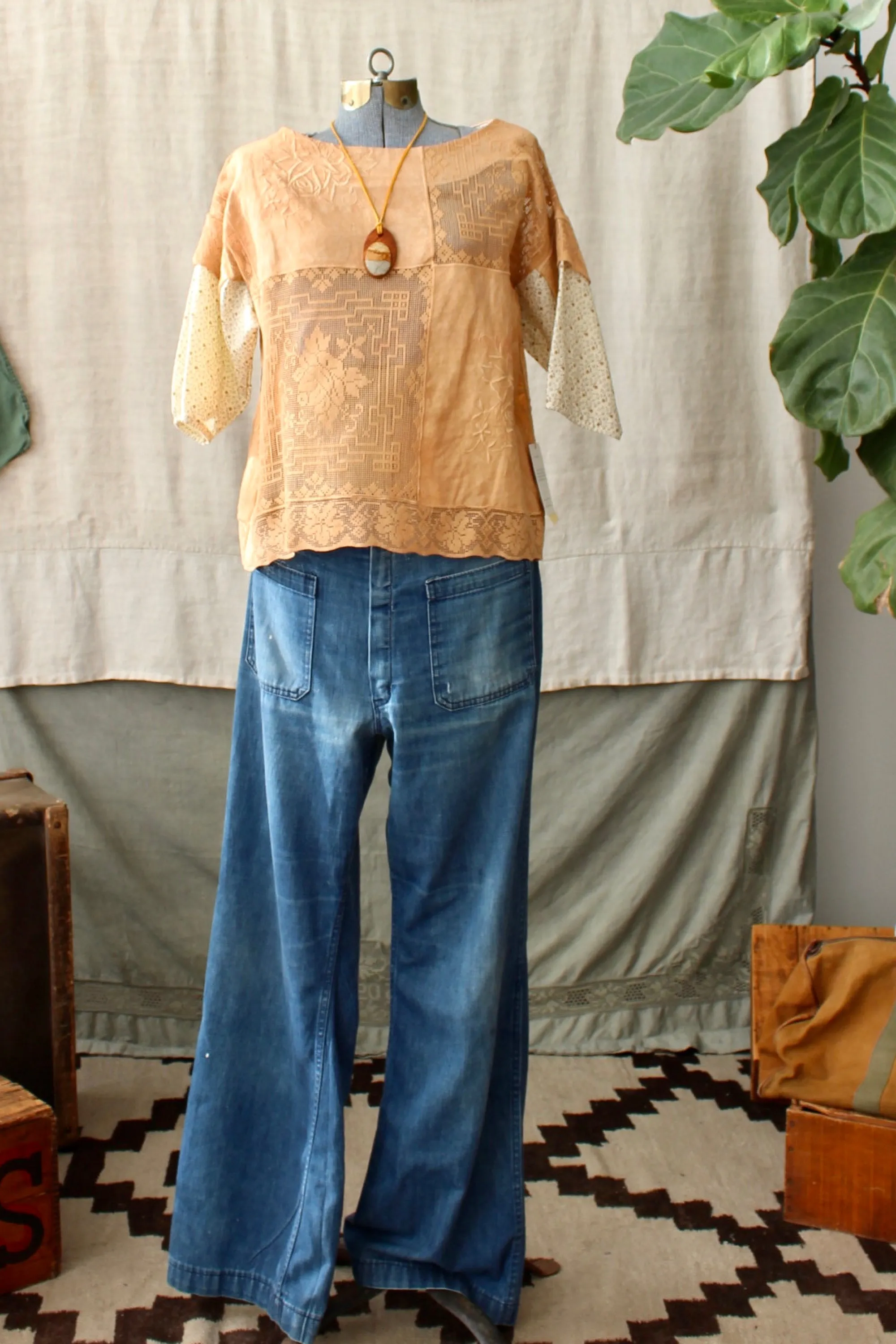 HF173 The Highlands Foundry Natural Cutch Dyed Lace Top