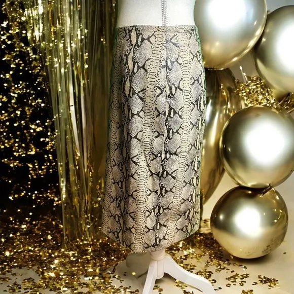Isda &amp; Co Beige Neutral 100% Leather Python Snake Embossed Pencil Skirt Size 4
