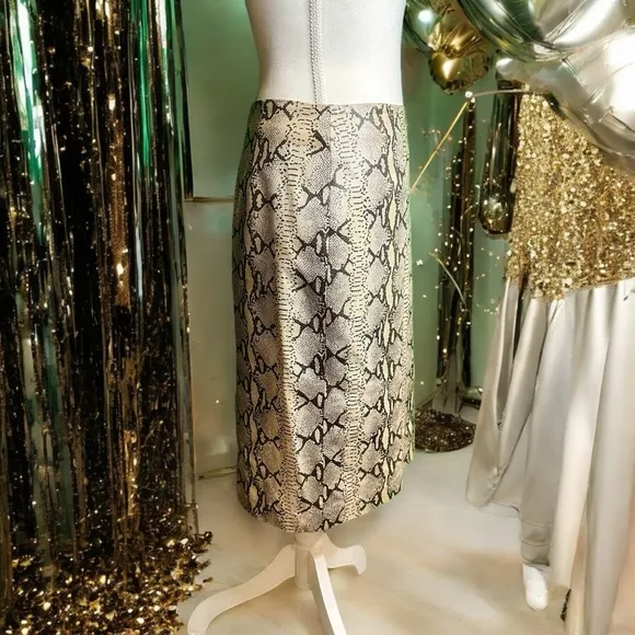 Isda &amp; Co Beige Neutral 100% Leather Python Snake Embossed Pencil Skirt Size 4