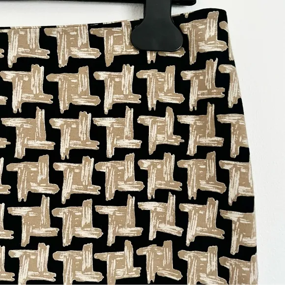 J. McLaughlin Lucy Houndstooth Geo Mini Pencil Skirt Size 6 EUC