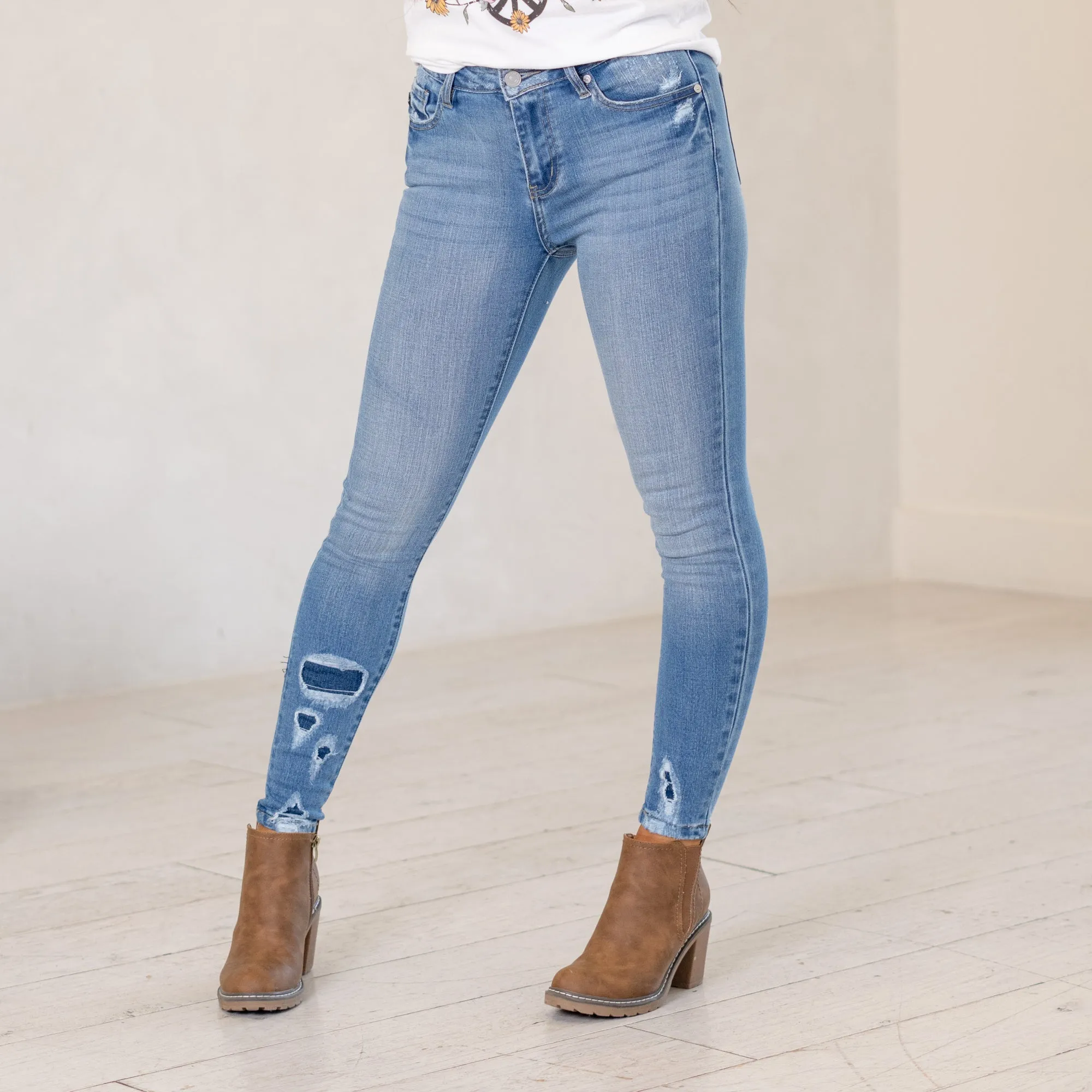 Jenna Mid Rise Ankle Skinny