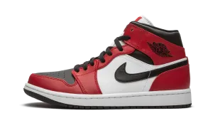 Jordan 1 Mid "Chicago Black Toe"