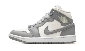 Jordan 1 Mid "Stealth" Women's