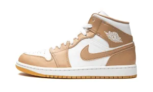 Jordan 1 Mid "Tan Gum"