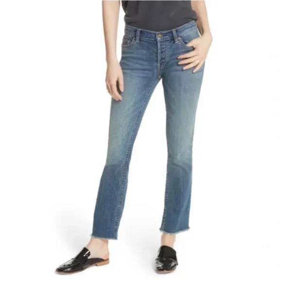 ✨NWT Free People We The Free Light Wash Austin Straight Leg Raw Hem Jeans 26