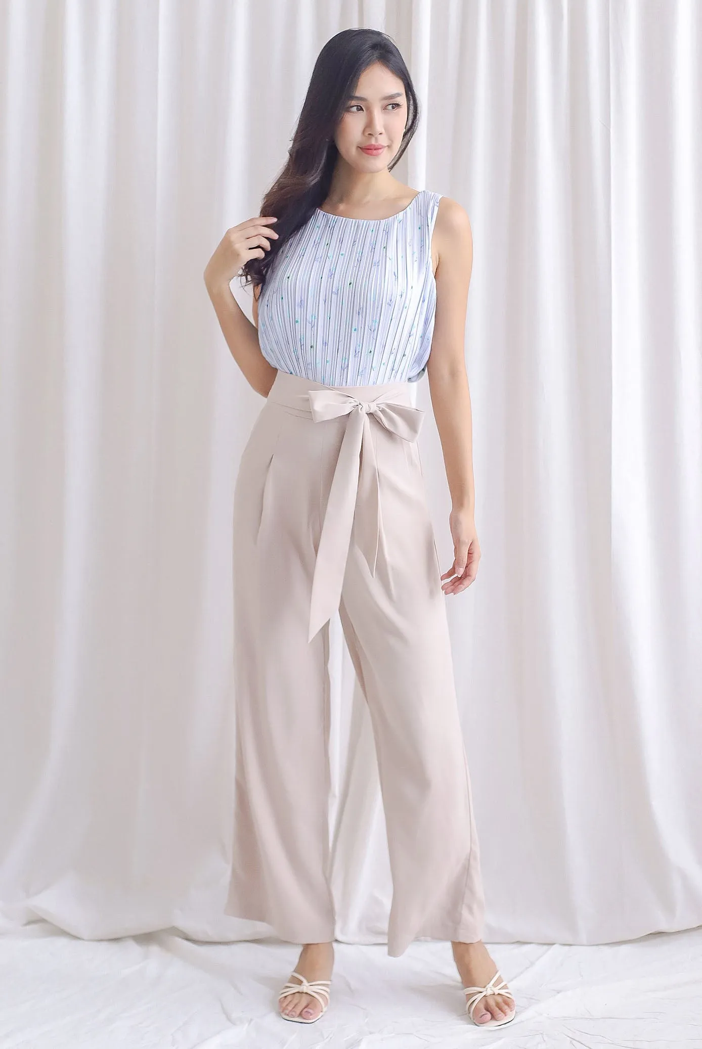 Ottilie Floral Pleated Top In Lilac