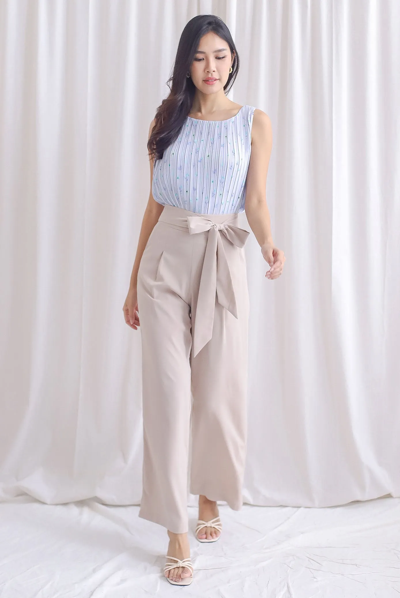 Ottilie Floral Pleated Top In Lilac