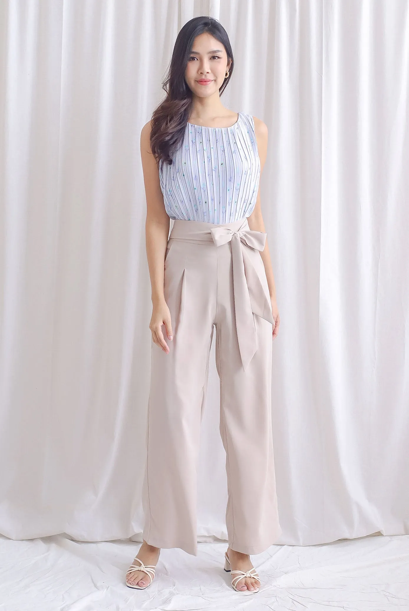 Ottilie Floral Pleated Top In Lilac