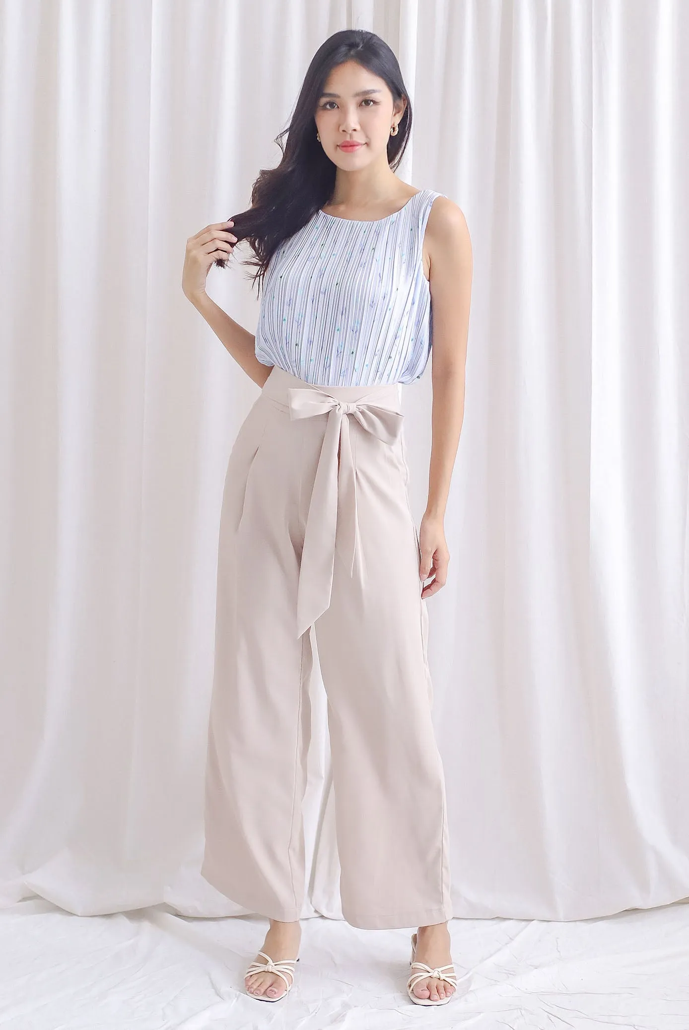 Ottilie Floral Pleated Top In Lilac