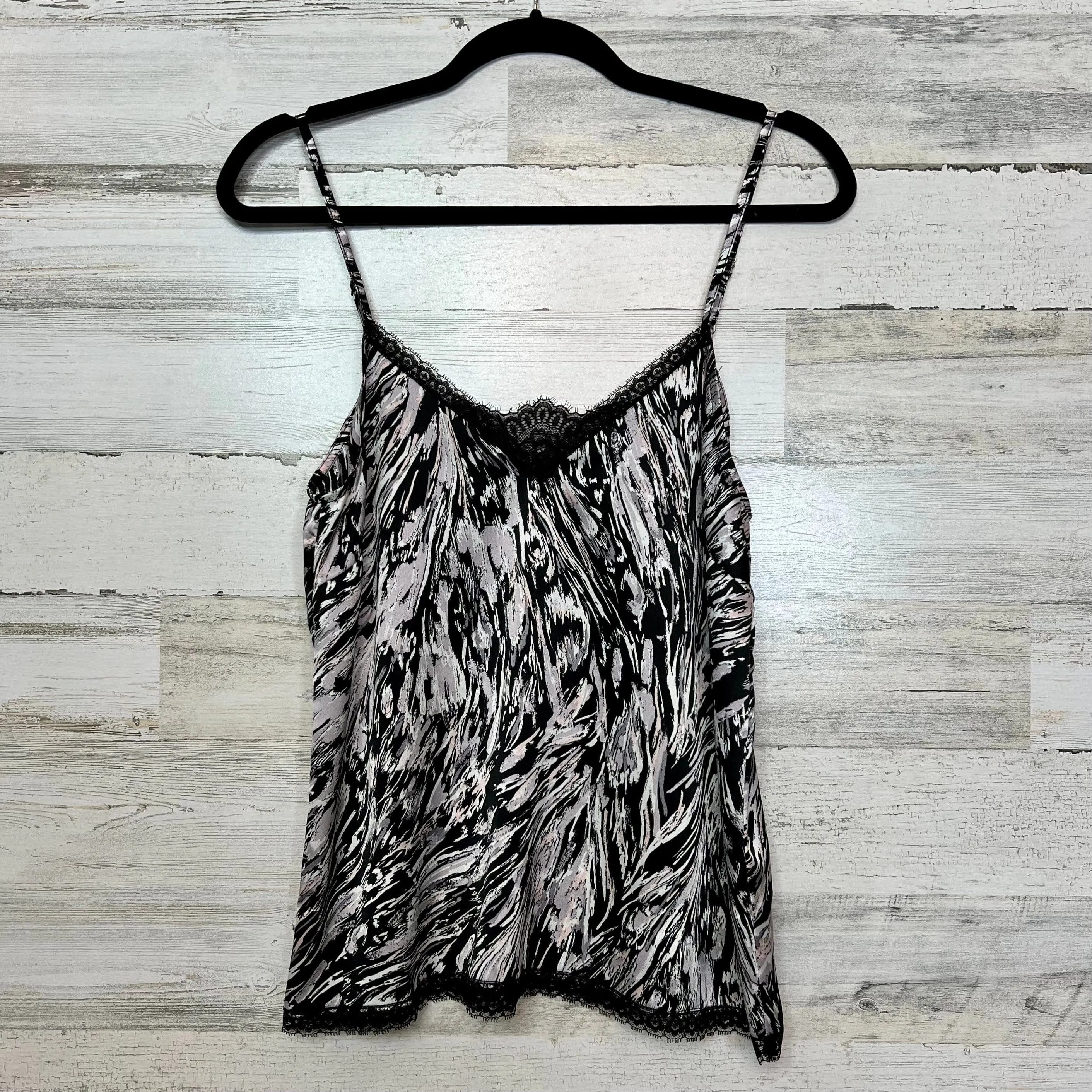 Pizzazz Tank