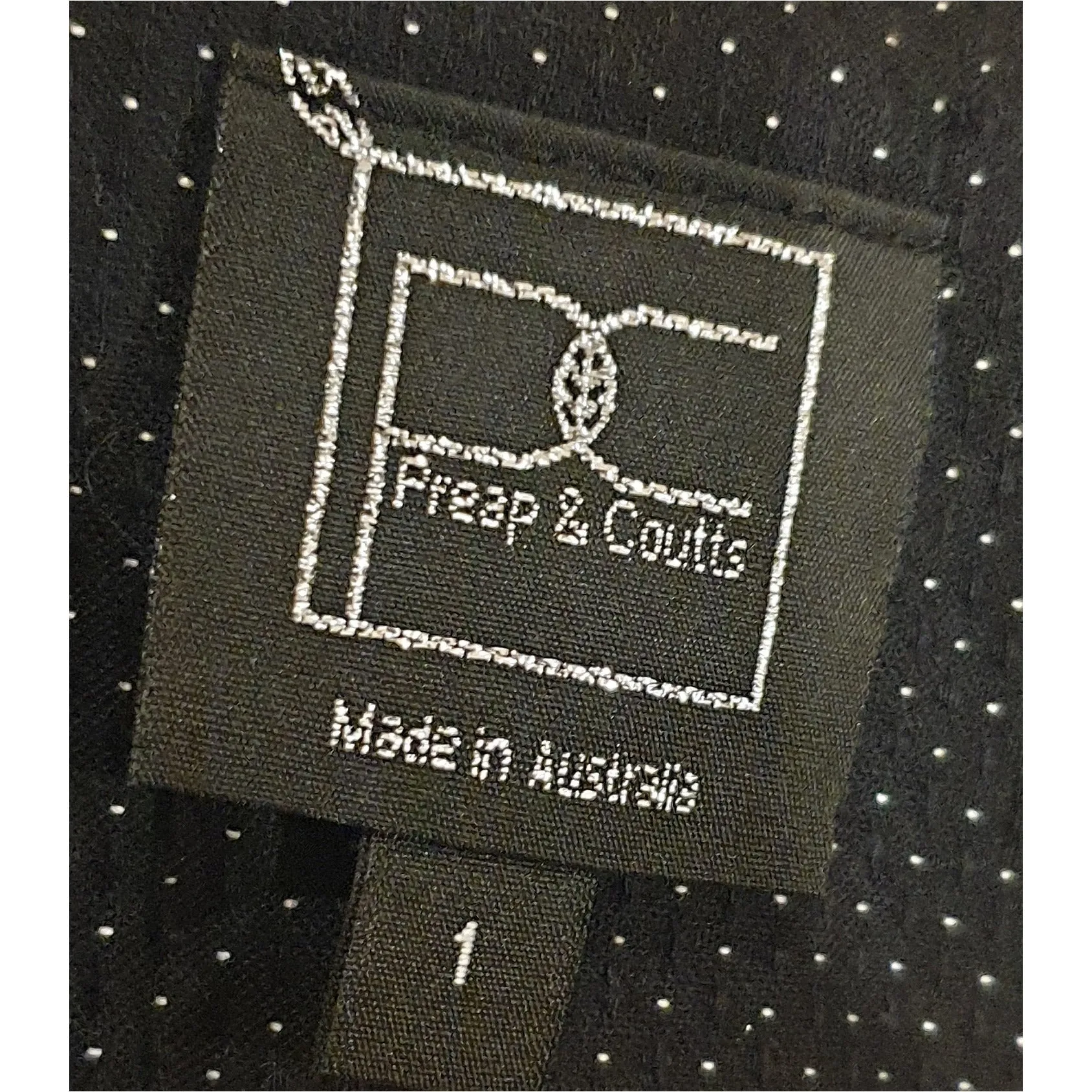 Preap & Coutts black spotted blazer/jacket size 1 (fits sizes 6-8)