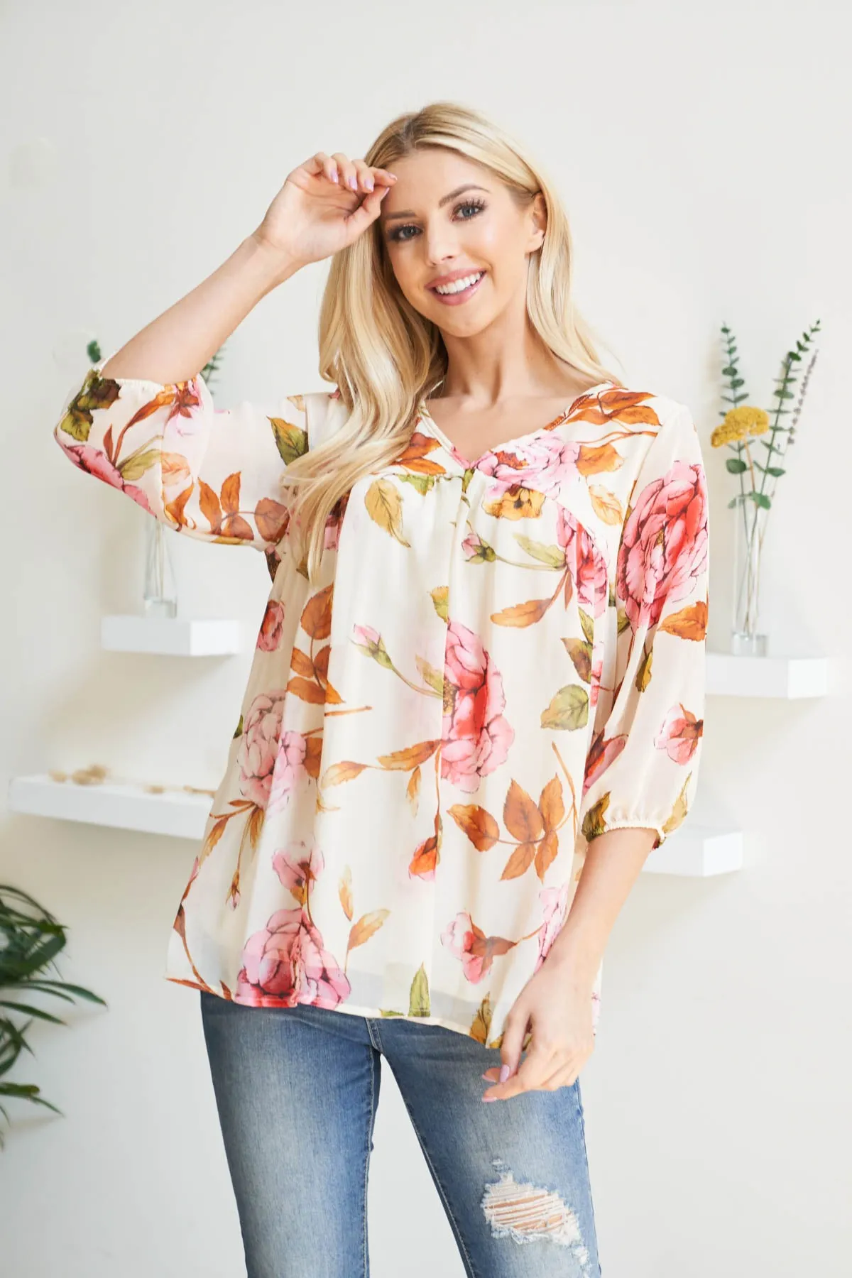 Quarter Puff Sleeves Bold Floral Top with Inside Lining