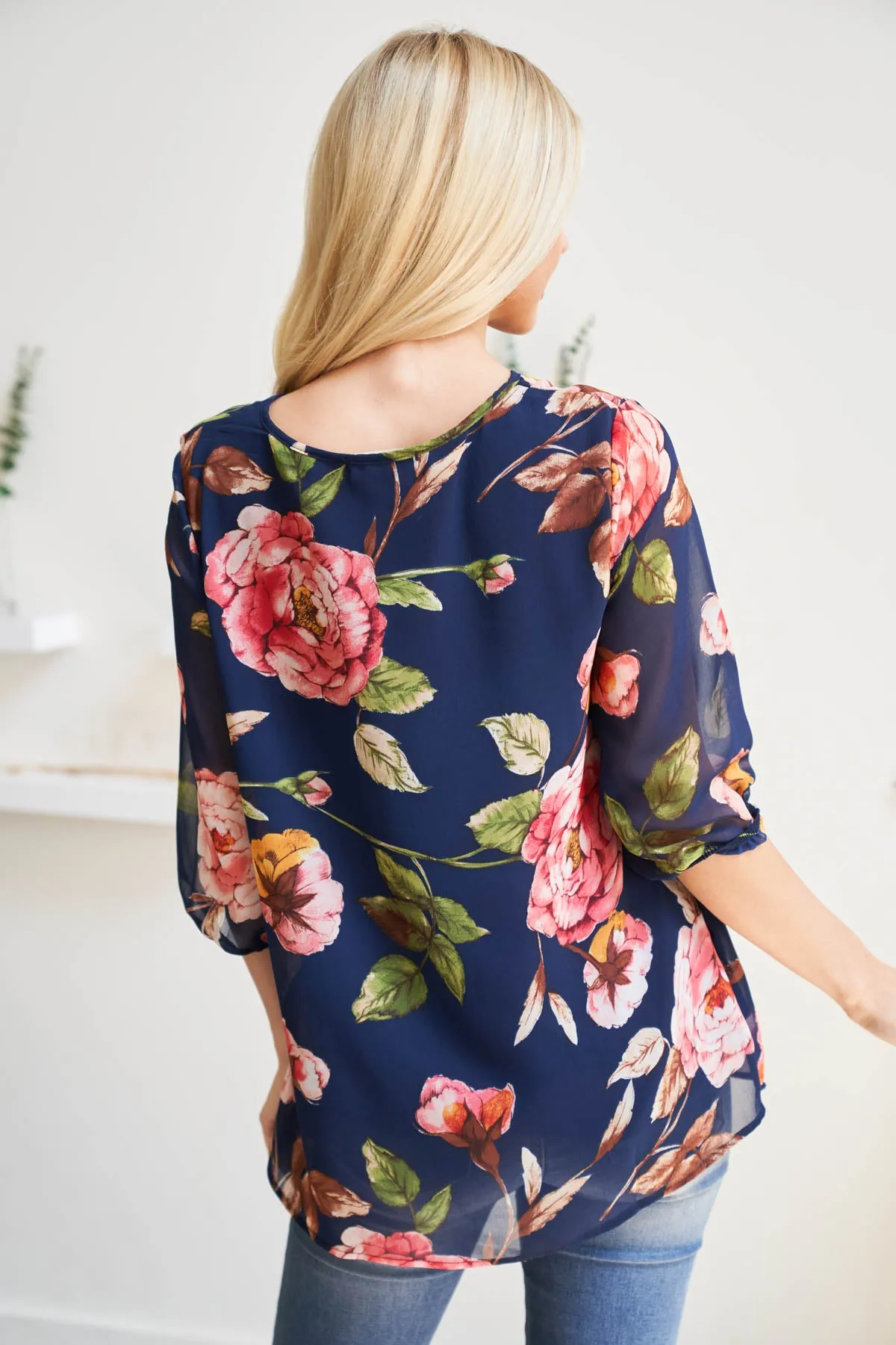Quarter Puff Sleeves Bold Floral Top with Inside Lining
