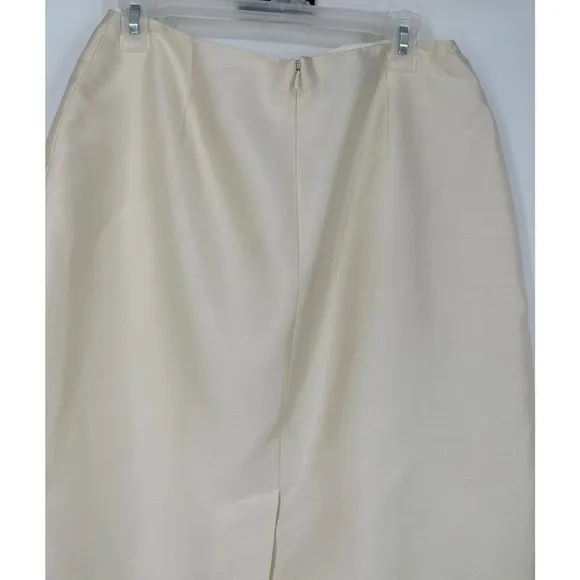Rickie Freeman Teri Jon silk pencil skirt women’s size 8 cream