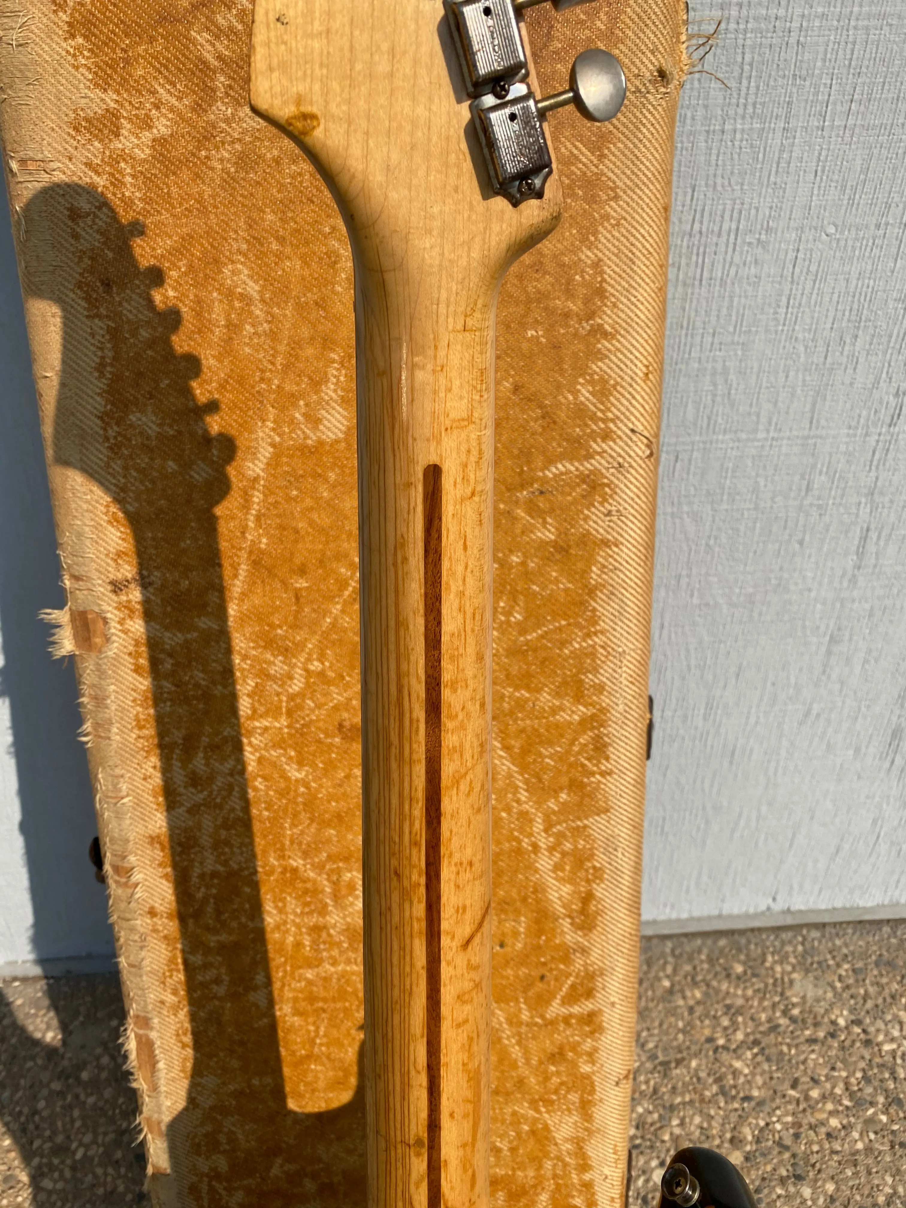 SOLD - Fender Stratocaster 1957