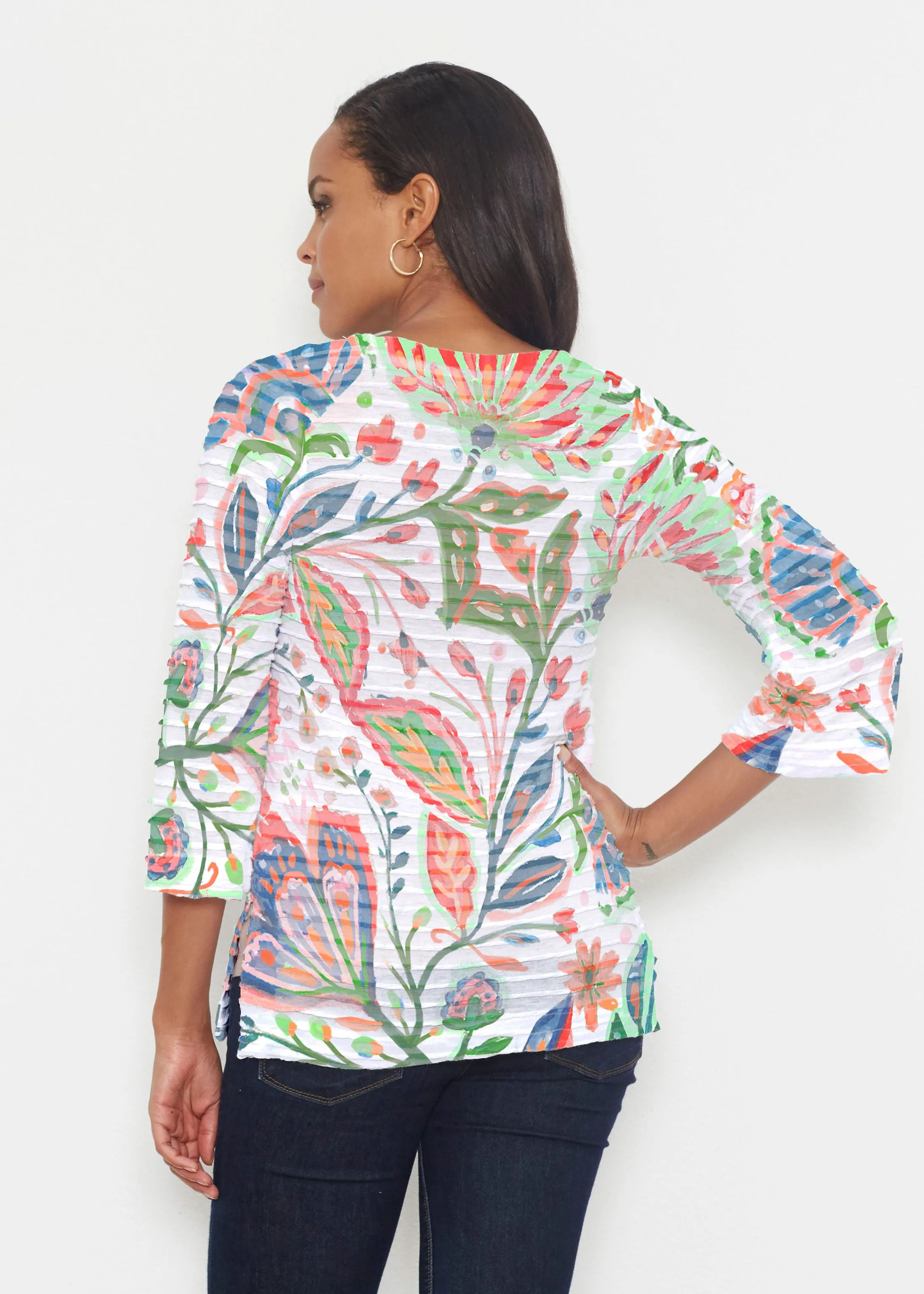 Spring Fantasy Pink (17225) ~ Banded 3/4 Bell-Sleeve V-Neck Tunic
