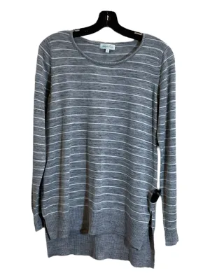 Sweater By Clothes Mentor In Grey, Size: S