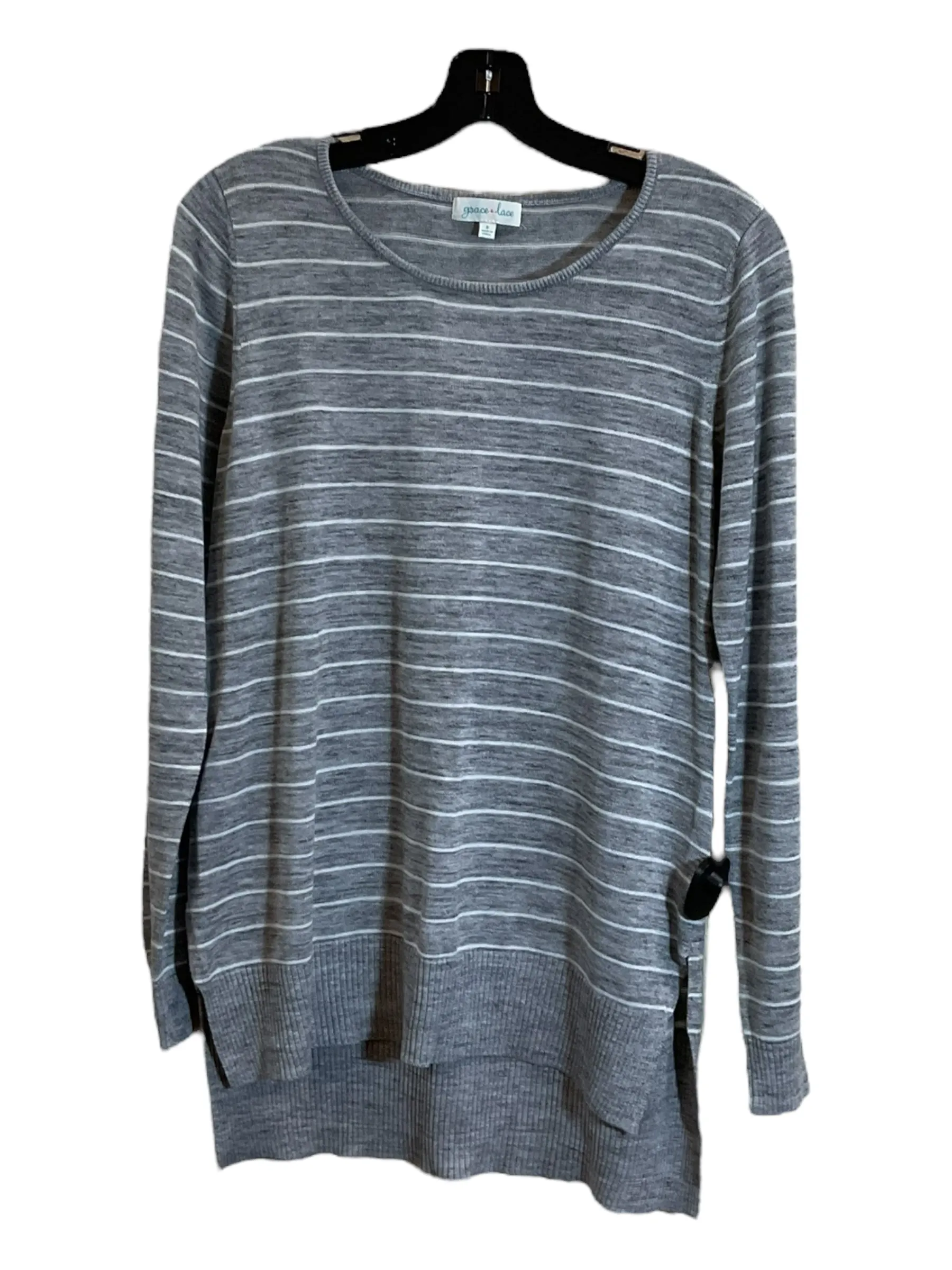 Sweater By Clothes Mentor In Grey, Size: S