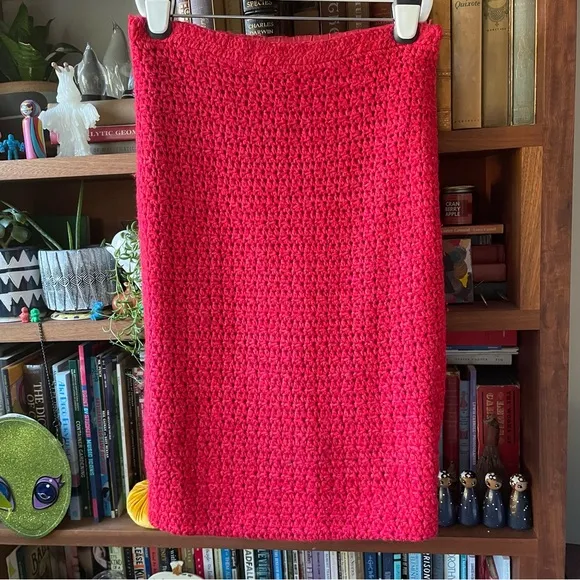 Vintage red knit sweater pencil skirt