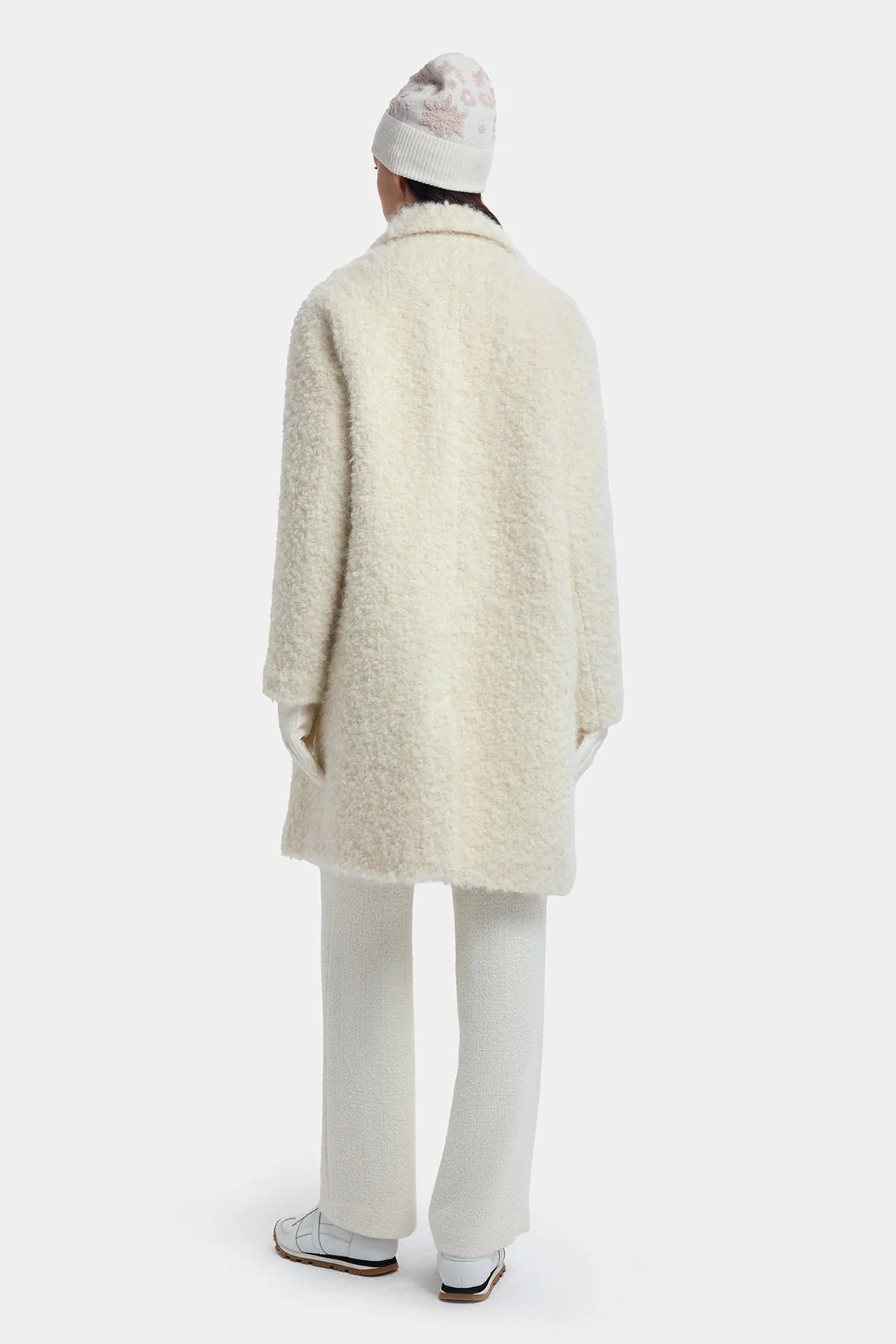WINTERY CREAM COAT