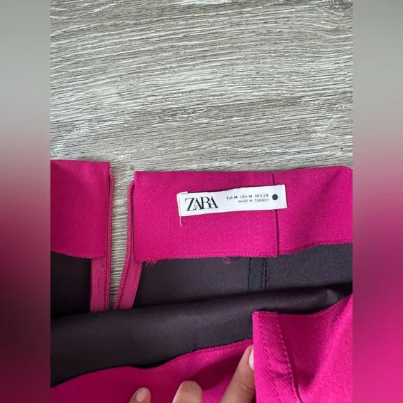 Zara EUC Fuchsia Pencil Midi Skirt Size M Split High Waist Tube Bodycon